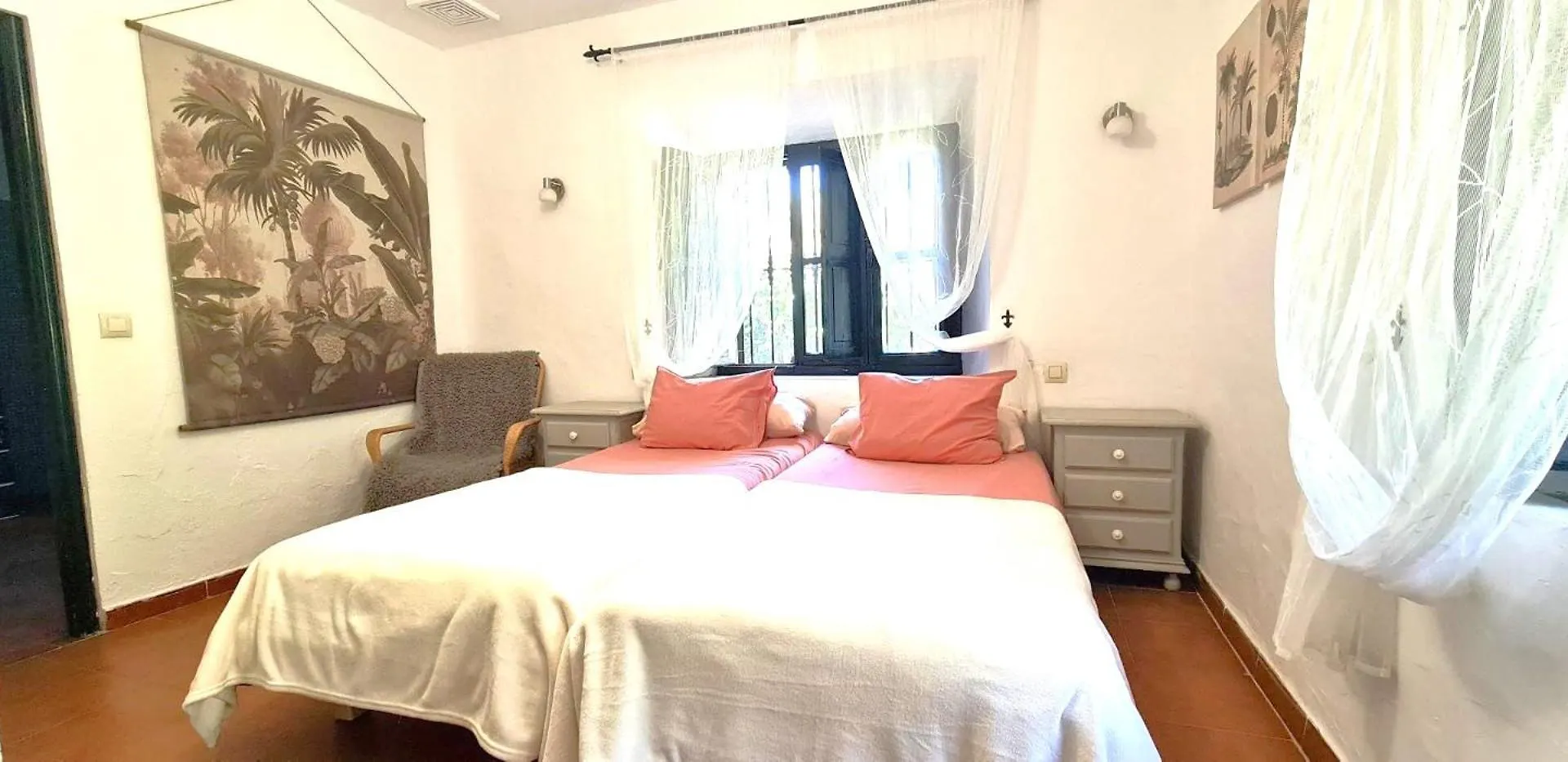 Country house Complejo Rural Huerta Grande Guest House Algeciras Spain